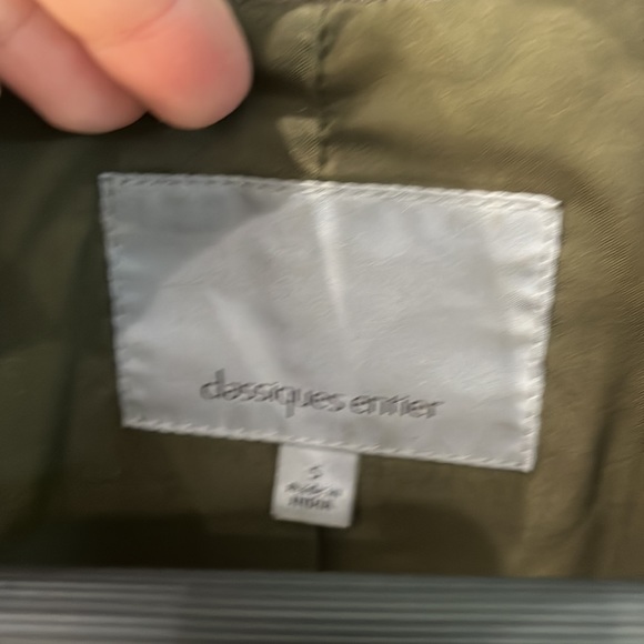 Leather jacket - Picture 2 of 5